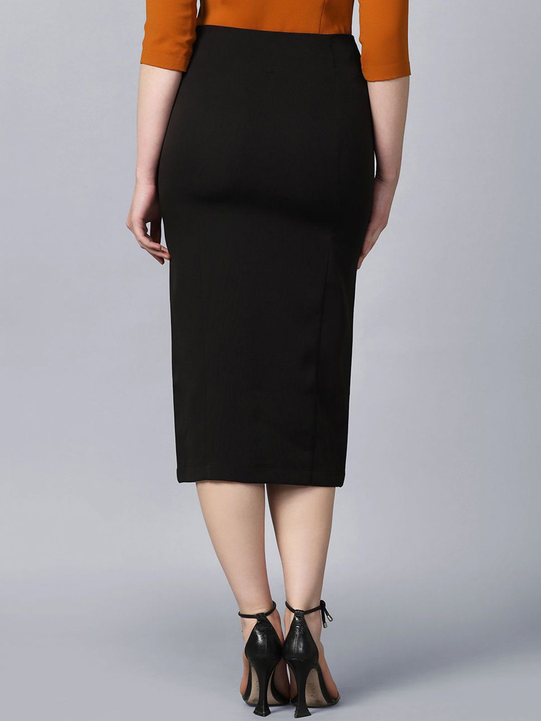 Straight Fit Stretch Longline Button Detail Skirt-Black