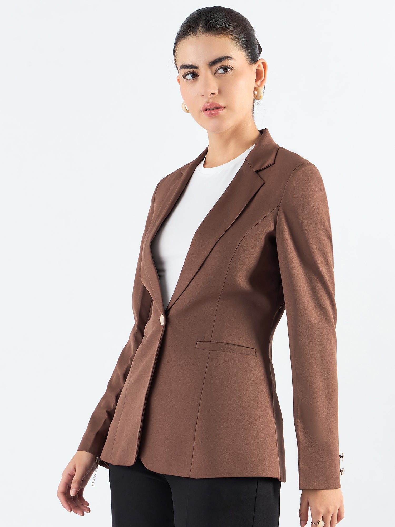 Brown Tailored Fit Notched Lapel Blazer In Stretchable Fabric