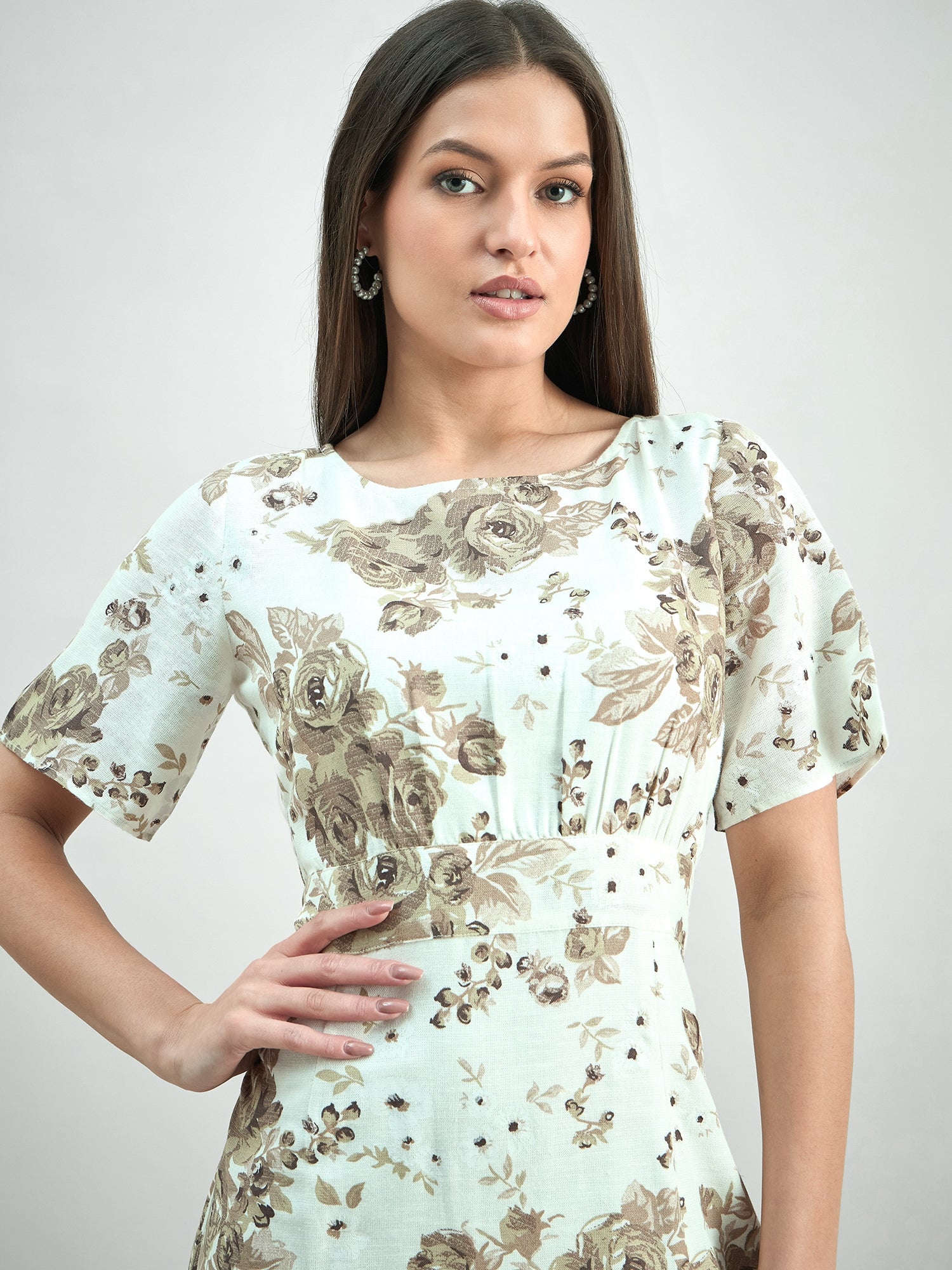 White & Beige Elegant Floral Print Round-Neck Midi Dress In Linen Blend