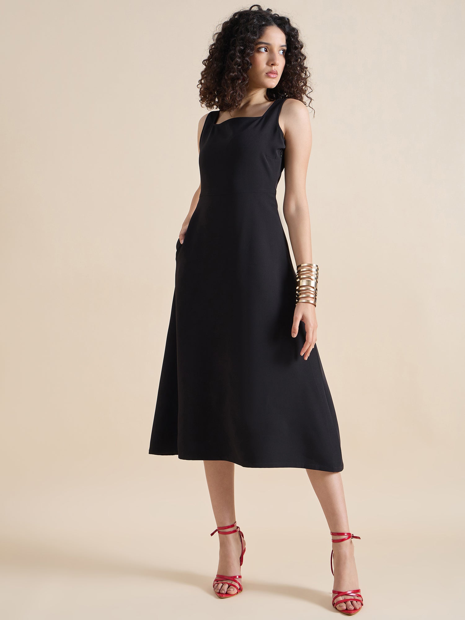 Classic Square-Neck Sleeveless Fit & Flare Midi Dress In Stretch Fabric