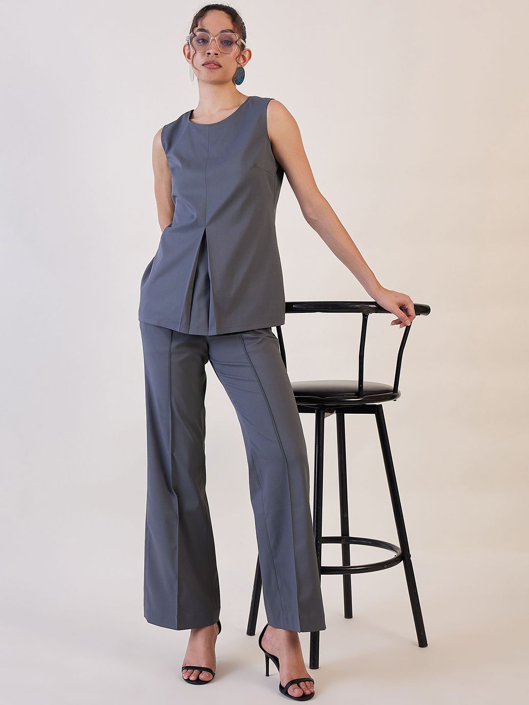 Grey Round Neck Top with Pin tuck Pants