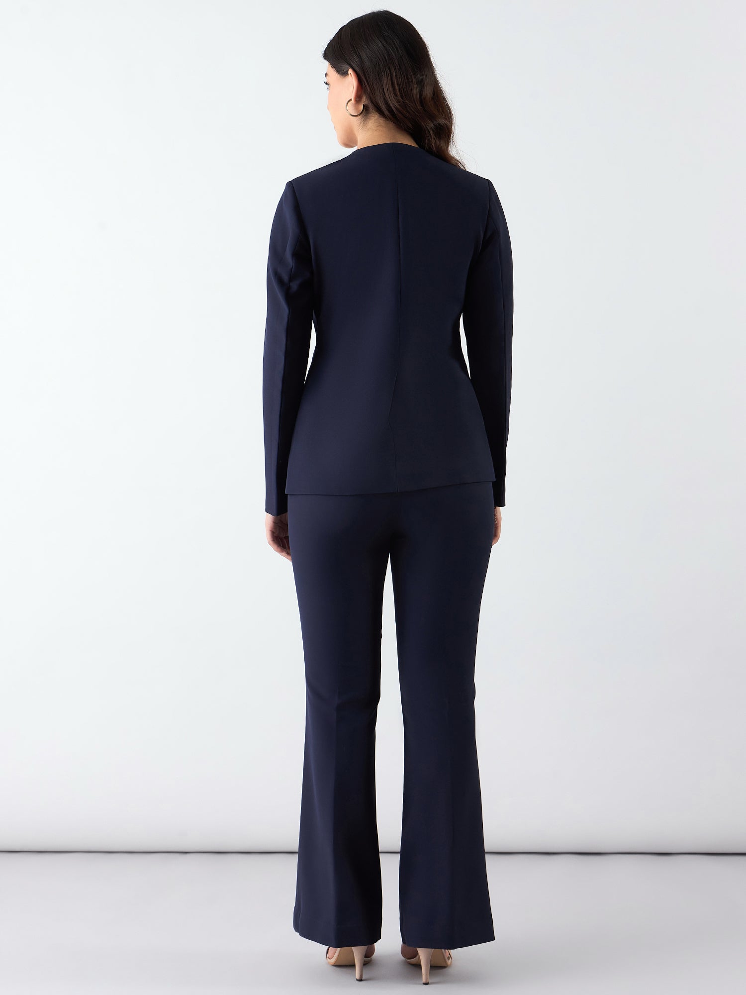 Minimalist Regular Fit Blazer Paired With Trouser In Stretchable Fabric