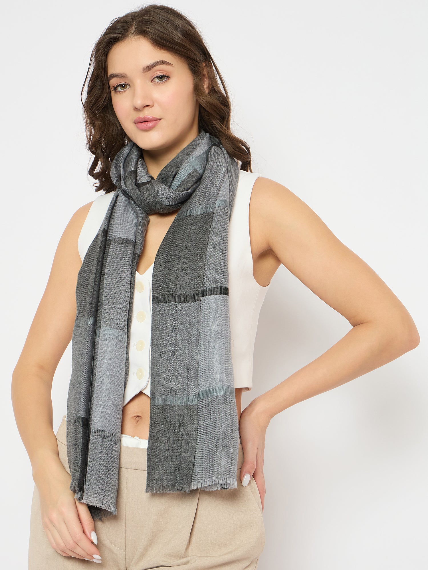 Women Colorblock Checkered Pattern Frayed Edges Warm Wool Rectangular Scarf