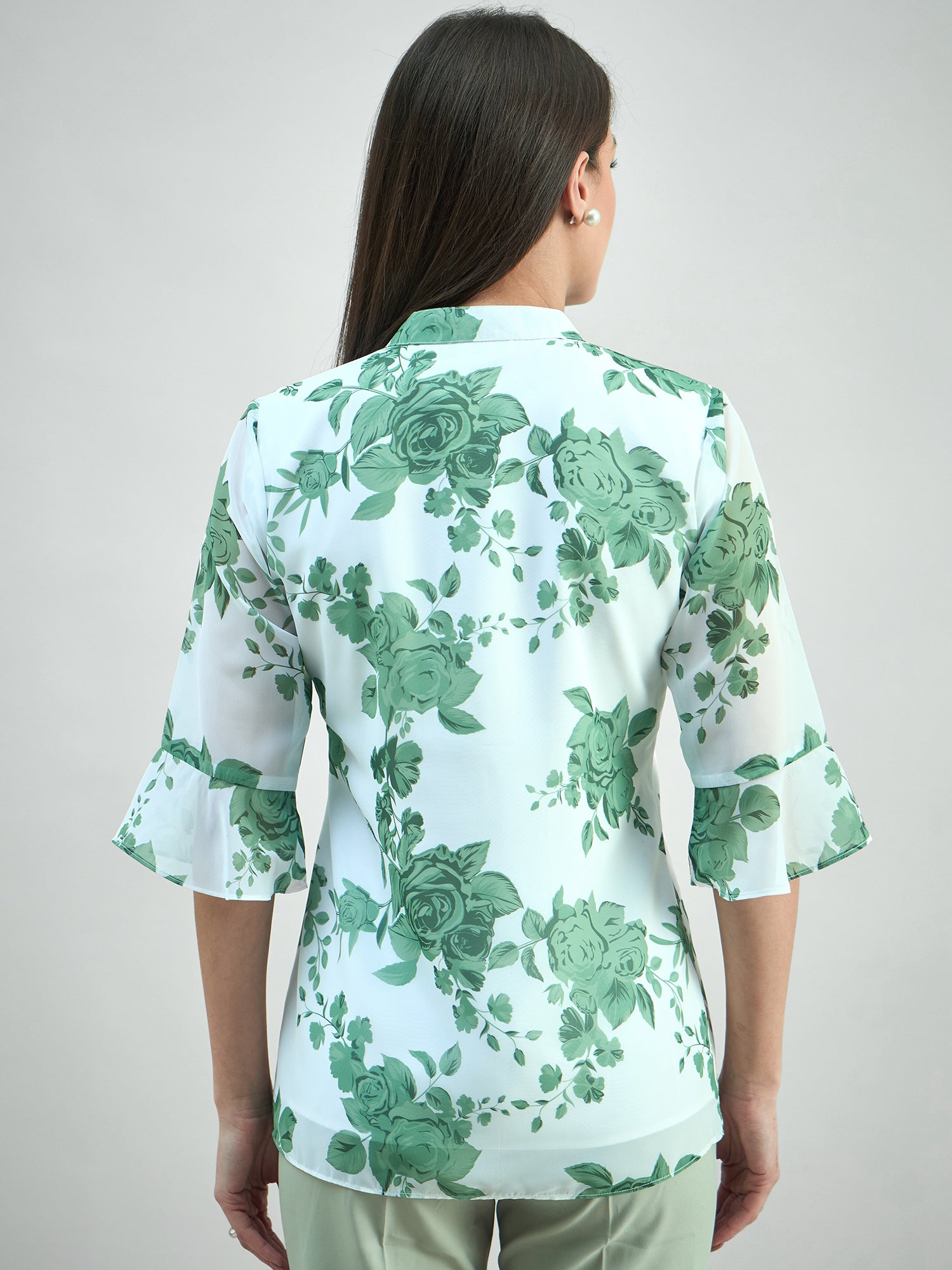 women's floral printed flared sleeve V-neck top