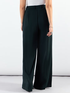 Relaxed Straight Leg Straight Fit High Waist Wide Leg Trouser In Stretchable Fabric