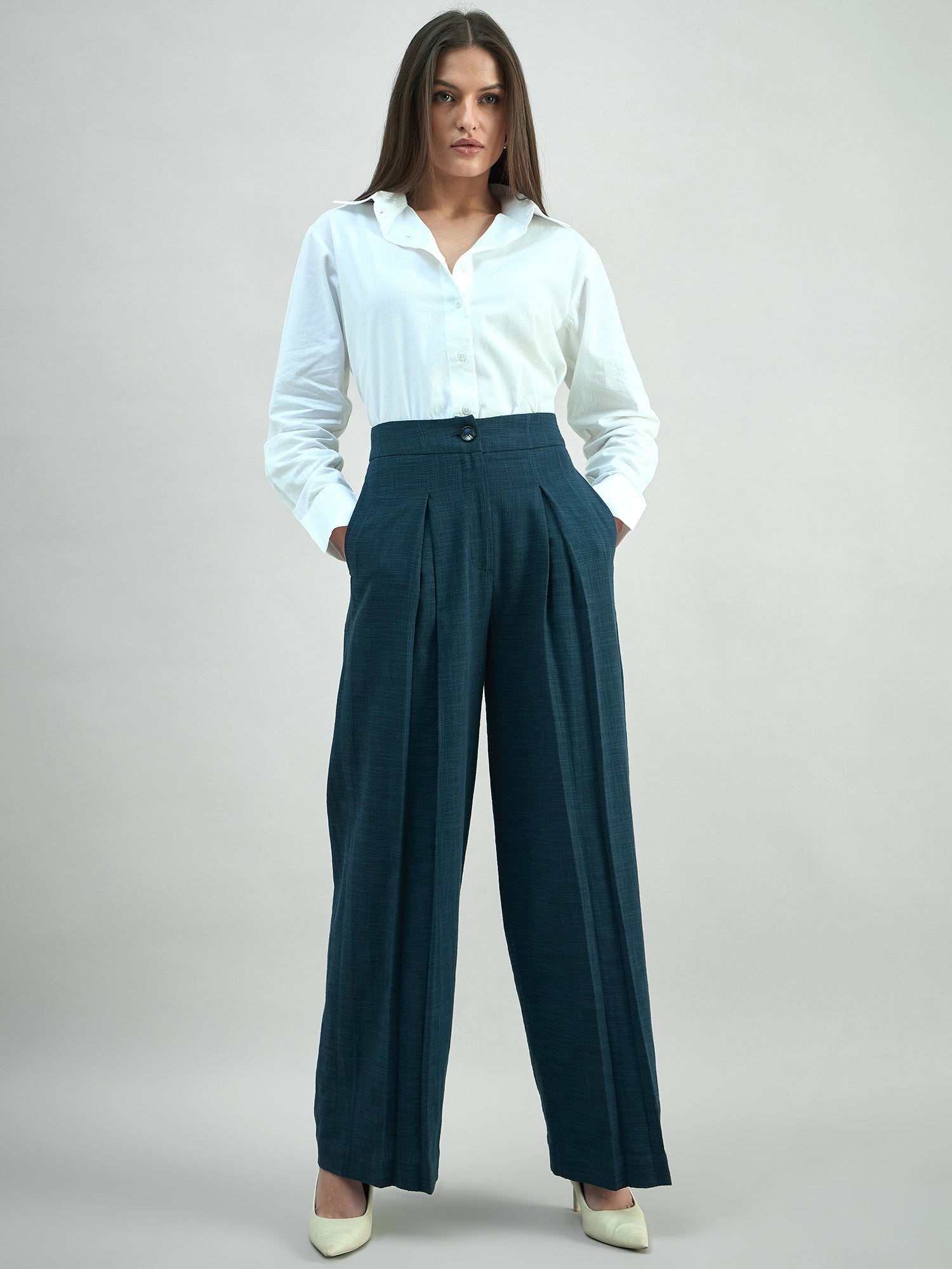 Women High-Waist Inverted Pleat Detail Soft Cotton Slub Textured Trouser