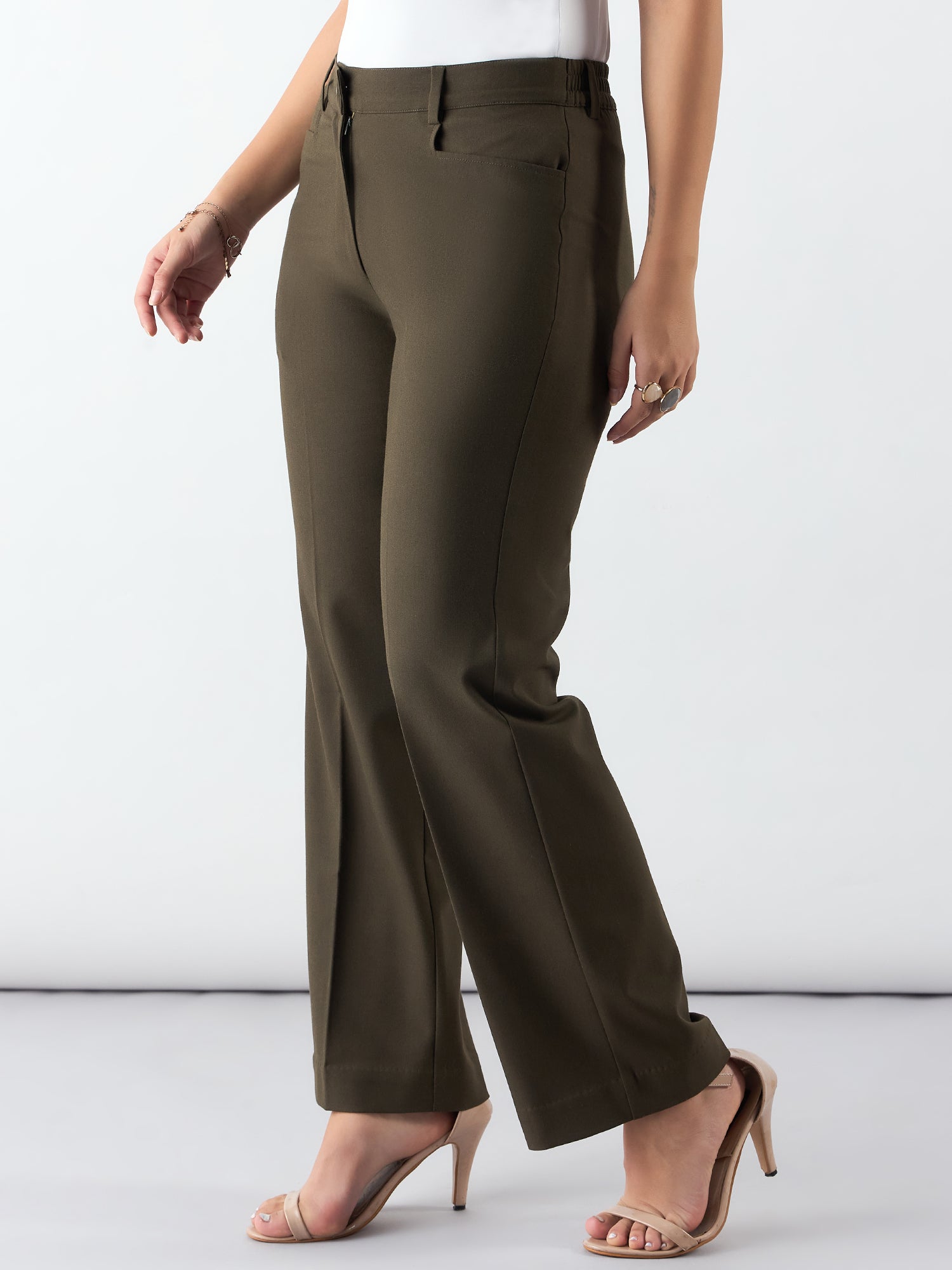 Olive Regular Fit Mid Waist Trouser In 4-Way Stretch Fabric